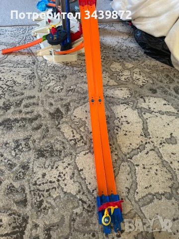 Hot Weels Ultimate Garage  комплект писта и гараж, снимка 4 - Коли, камиони, мотори, писти - 50800625