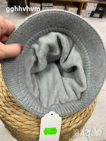 Зимна шапка, снимка 4 - Шапки - 53186236