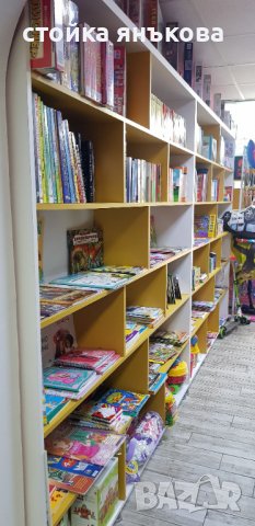 Продавам нови рафтове/етажерки, подходящи за магазин и зя дома