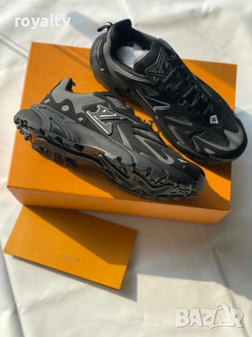 Louis Vuitton Черни Мъжки Маратонки 40-46 Номер с Кутия , снимка 2 - Маратонки - 53065748