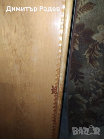 МАСИВНА РЕТРО СПАЛНЯ Р--РИ 164--200 см и две нощни шкавчета , снимка 6 - Антикварни и старинни предмети - 49355664