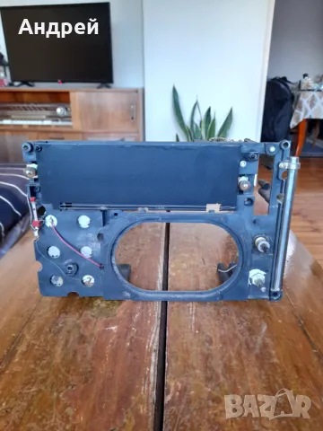 Стара кутия Веф,Vef