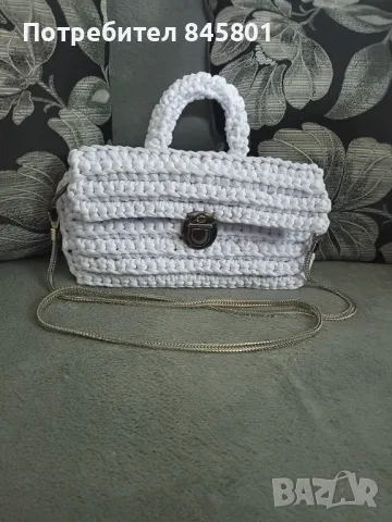 Ръчно плетени дамски чанти на една кука, снимка 9 - Чанти - 49353948
