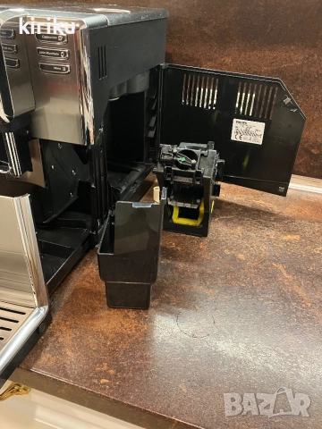 Намаление!! Saeco Philips кафе машина  робот, снимка 6 - Кафемашини - 52122336