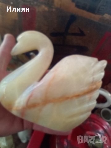 Лебед от мрамор, снимка 5 - Антикварни и старинни предмети - 41228262