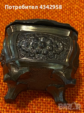 Метална ретро кутия за бижута. Германия , снимка 3 - Антикварни и старинни предмети - 51548589