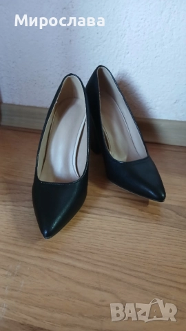 Обувки на висок ток, снимка 3 - Дамски елегантни обувки - 51797047
