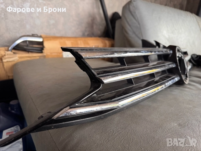 Оригинална решетка за VW Touran , снимка 2 - Части - 51745087