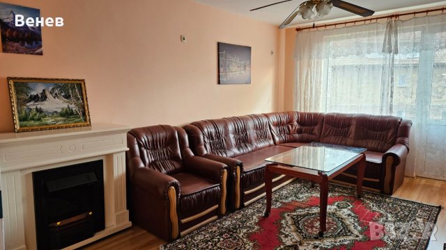 Продавам двустаен апартамент в разширен център на гр Перник , снимка 4 - Етаж от къща - 44311559