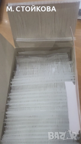 Пластмасови стрелички за поставяне на картонени етикети - 5 000 бр. в една кутия - 50 мм.