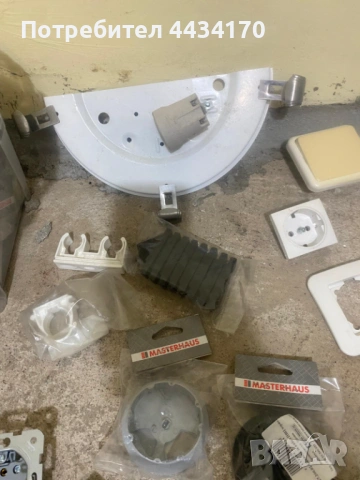 Спешно! Голяма кутия с части за майстори – Ключове, планки, крачета и др., снимка 10 - Други - 53309711