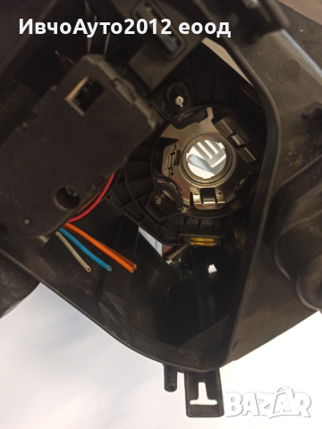 Фар десен оригинален 8U0 941 004 M Audi Q3 11-15 г, снимка 3 - Части - 44730147