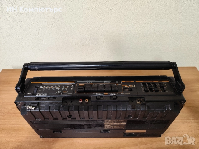 Продавам радиокасетофон Sharp WQ-T251Z, снимка 4 - Радиокасетофони, транзистори - 52714346