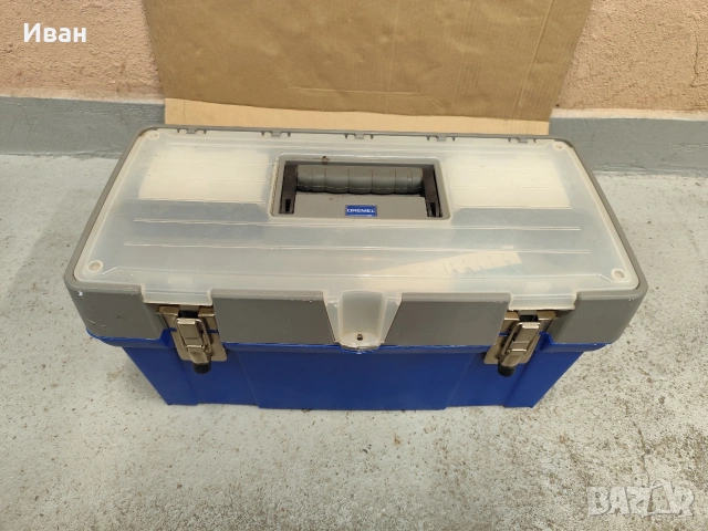 Комплект на мултишлайф DREMEL 300 с куфар и аксесоари, снимка 2 - Куфари с инструменти - 53750040