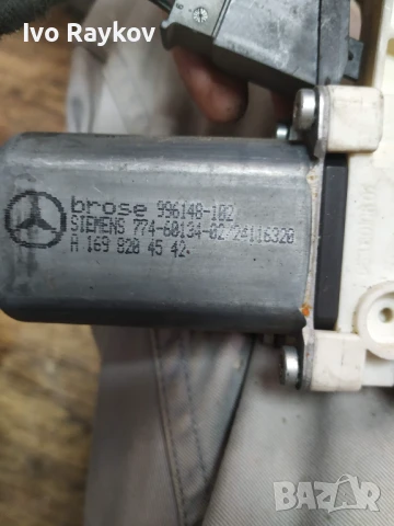 Задно ляво моторче стъклоповдигач Mercedes B Class W245 , A1698204542, снимка 2 - Части - 51208710