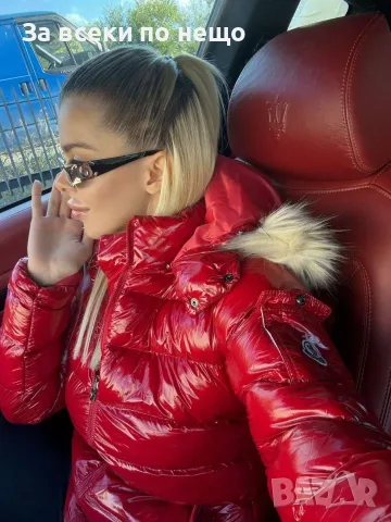 Moncler Дамско Лачено Зимно Яке С Качулка С Пух Монклер - Черно И Червено Код VAL-41, снимка 4 - Якета - 56090308