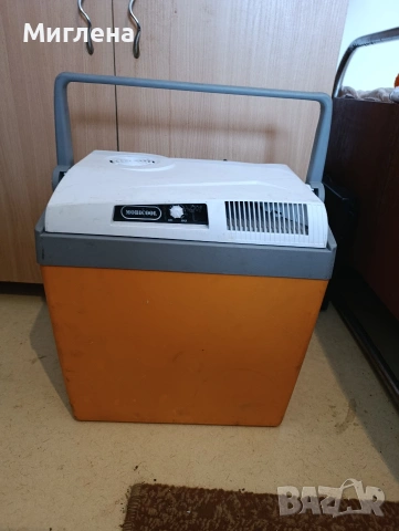 Хладилна чанта Mobicool на 12 и 220 волта 