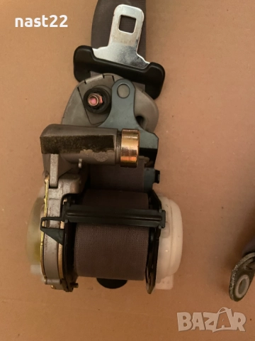 Преден ляв колан Сузуки Гранд Витара/Suzuki Grand Vitara 1998-2005 2+1 врати, снимка 2 - Части - 52771757