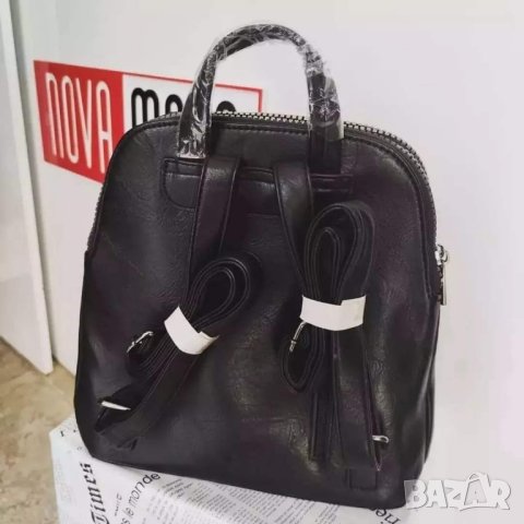 Черна стилна раница, снимка 3 - Раници - 41533316