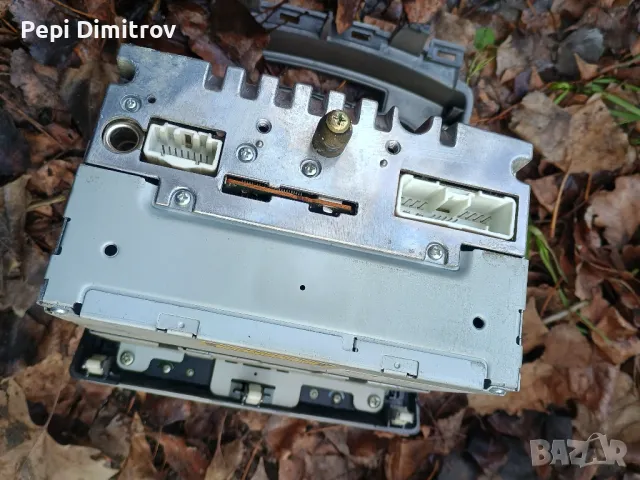 Радио CD Mazda 5 2.0 CD 110 конски сили 14792086, снимка 2 - Части - 48642125
