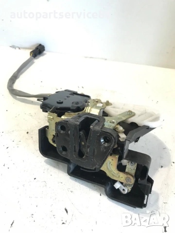 Механизъм на бравата на предната дясна врата за KIA Carnival (2006–2010) 813204D050, снимка 2 - Части - 53203666