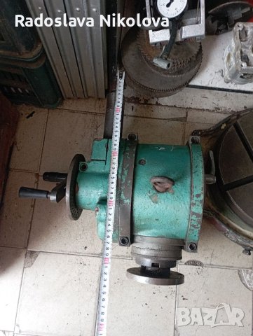 Делителен апарат за фреза , снимка 2 - Резервни части за машини - 40835587
