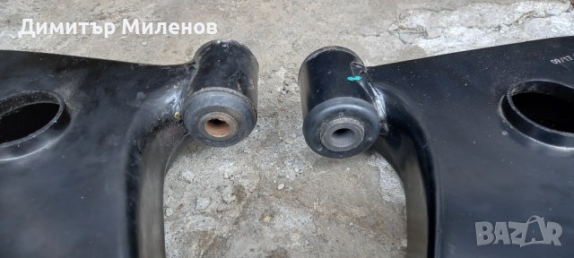 носачи и втулки за Mitsubishi Lancer 94г., снимка 3 - Части - 44739202