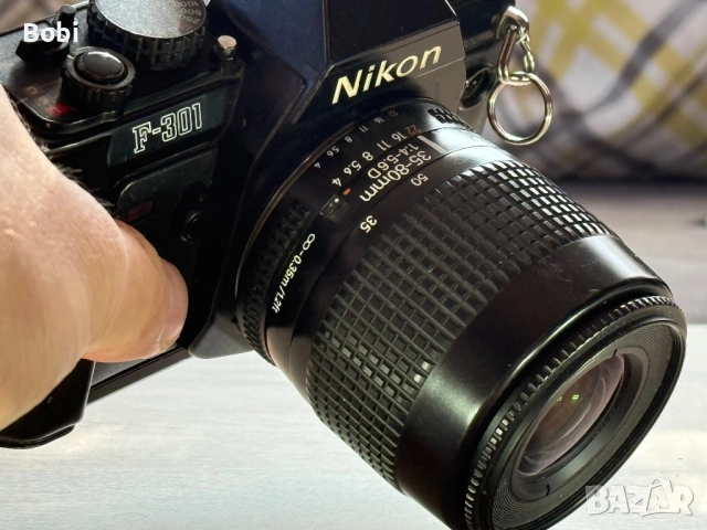 Nikon F-301 – аналогов фотоапарат + обектив, снимка 2 - Фотоапарати - 52868295