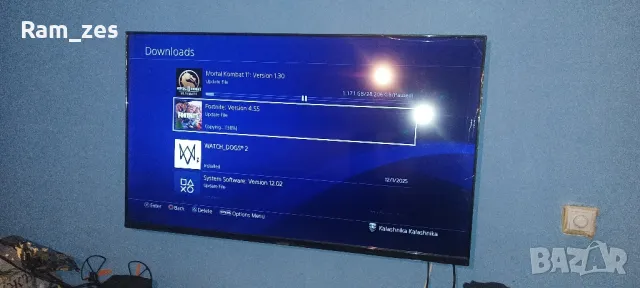 Продавам PS4 slim 500gb