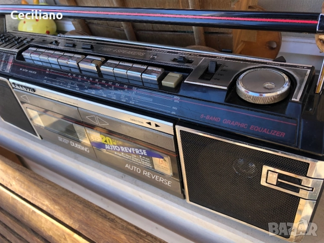 Радиокасетофон Sanyo MW-711K, снимка 4 - Радиокасетофони, транзистори - 52927144