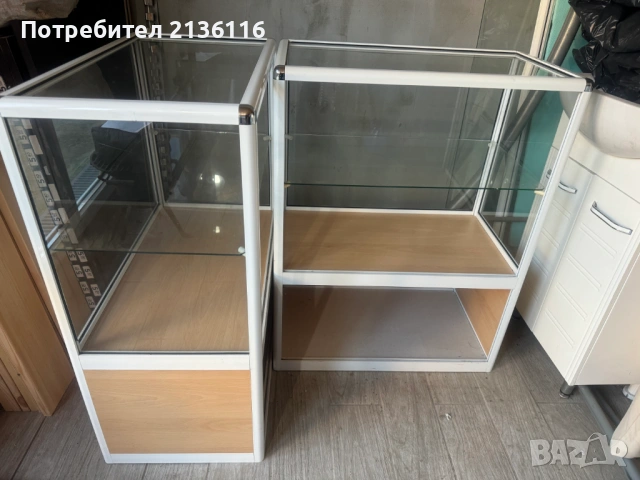 Щандмаси от аломиниев профил и стъкло, снимка 4 - Стелажи и щандове - 53684635