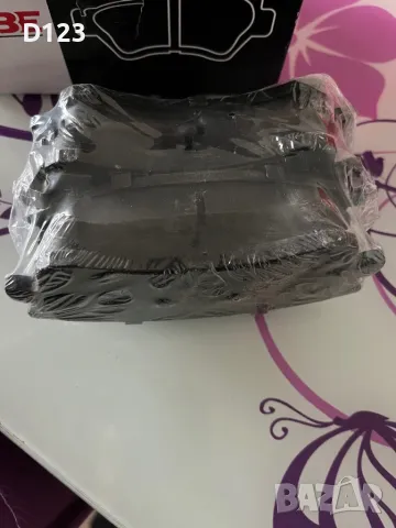 Накладки, снимка 2 - Части - 50163971