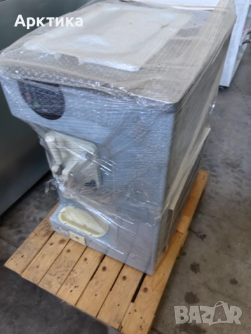 Машина за млечен шейк Carpigiani 191K, снимка 5 - Обзавеждане за заведение - 51978343