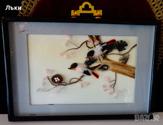 Стара диорама от пера Птици с гнездо,рамка. 