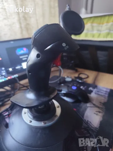 Thrustmaster Hostas X джойстик за симулативно летене, снимка 6 - Джойстици и геймпадове - 56103269