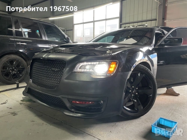 Комплект предна SRT броня с DRL и халогени за Chrysler 300 2012 - 2023, снимка 10 - Части - 53407550