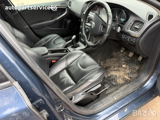 на части Волво в40 Volvo v40 1.6 d 2014, снимка 5 - Автомобили и джипове - 53472795