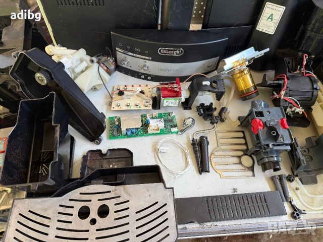 Евтини Части - Delonghi Magnifica ESAM3000 ESAM 3000, снимка 12 - Кафемашини - 52245090