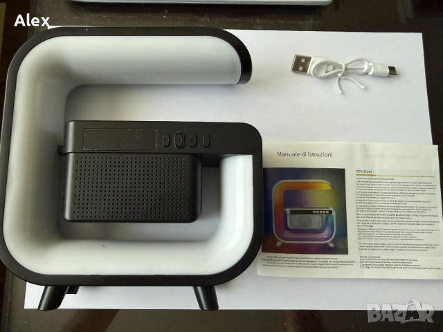 Мултифункционална безжична станция за зареждане, Bluetooth, FM, снимка 2 - Друга електроника - 53753453