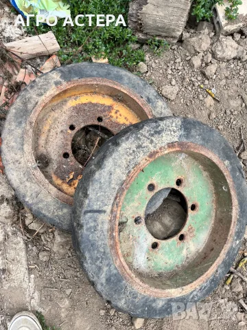 Гуми с джанти за мотокар
