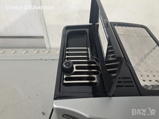Кафемашина - Delonghi Magnifica, снимка 5 - Кафемашини - 49631159