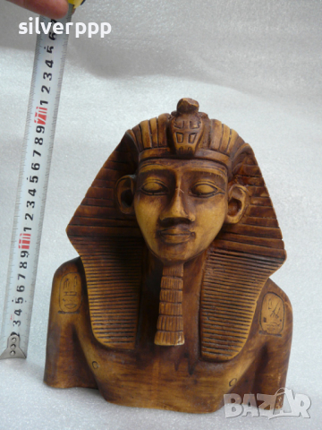  Масивна статуетка - 2, 9 килограма 