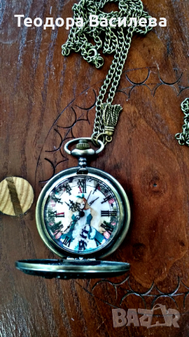 Джобен часовник Алиса в страната на чудесата , снимка 2 - Джобни - 36181865