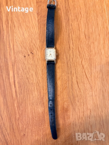 Vintage Timex малък дамски часовник, снимка 3 - Дамски - 51545793