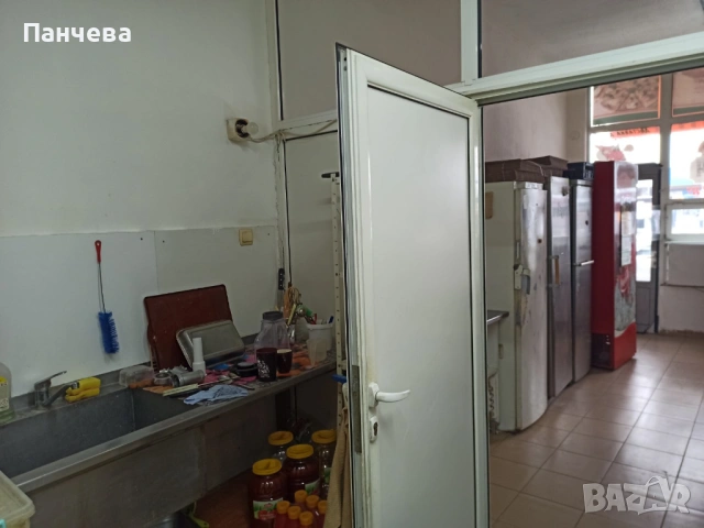 Дава под наем магазин гр.Хасковo, бул.Раковски, срещу Ритейл парк, снимка 8 - Магазини - 53131832