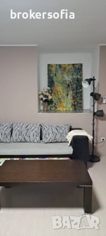 Едностаен в топ център - ул. Солунска и Витошка