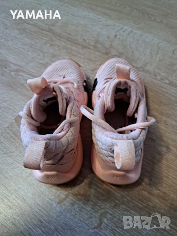 Air Jordan  Кецове за Момиче 29.5, снимка 7 - Детски маратонки - 41967651