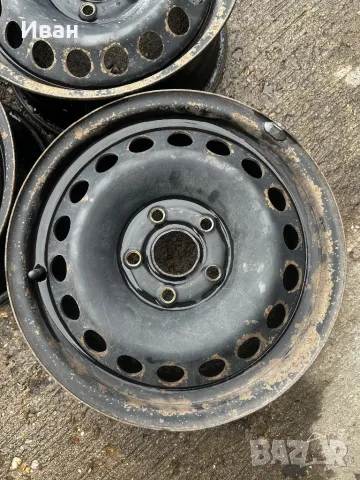 Оригинални железни джанти VW Golf Jetta Bora Audi A3, снимка 2 - Гуми и джанти - 50421790