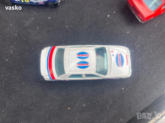 Burago Italy 1:43 Siera, снимка 5 - Колекции - 53404633