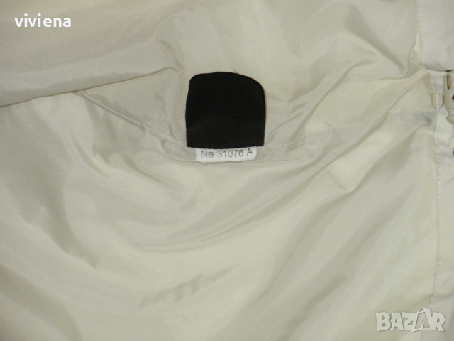 HELLY HANSEN оригинална ветровка 2XL, снимка 11 - Спортни дрехи, екипи - 44555578